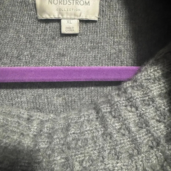 Nordstrom collection 100% Cashmere Cowl Neck Sweater xl gray - Picture 3 of 4